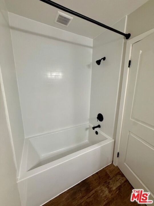 7660 Beverly Boulevard - Photo 3
