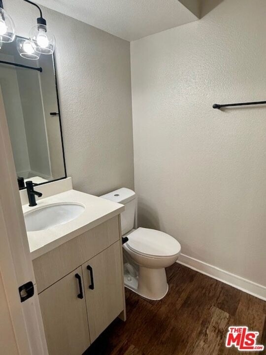 7660 Beverly Boulevard - Photo 4