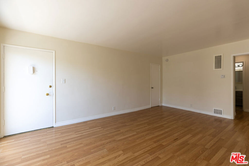 1338 14th Street - Photo 3