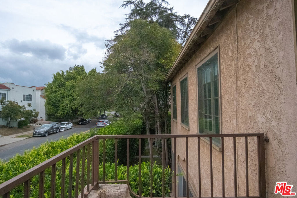 5114 Edgewood Place - Photo 1