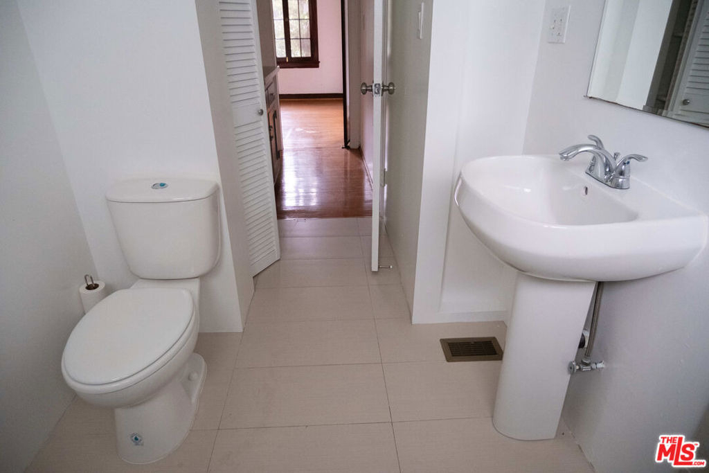 5114 Edgewood Place - Photo 8