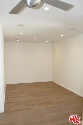 141 S Clark Drive - Photo 3