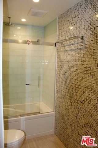 141 S Clark Drive - Photo 5