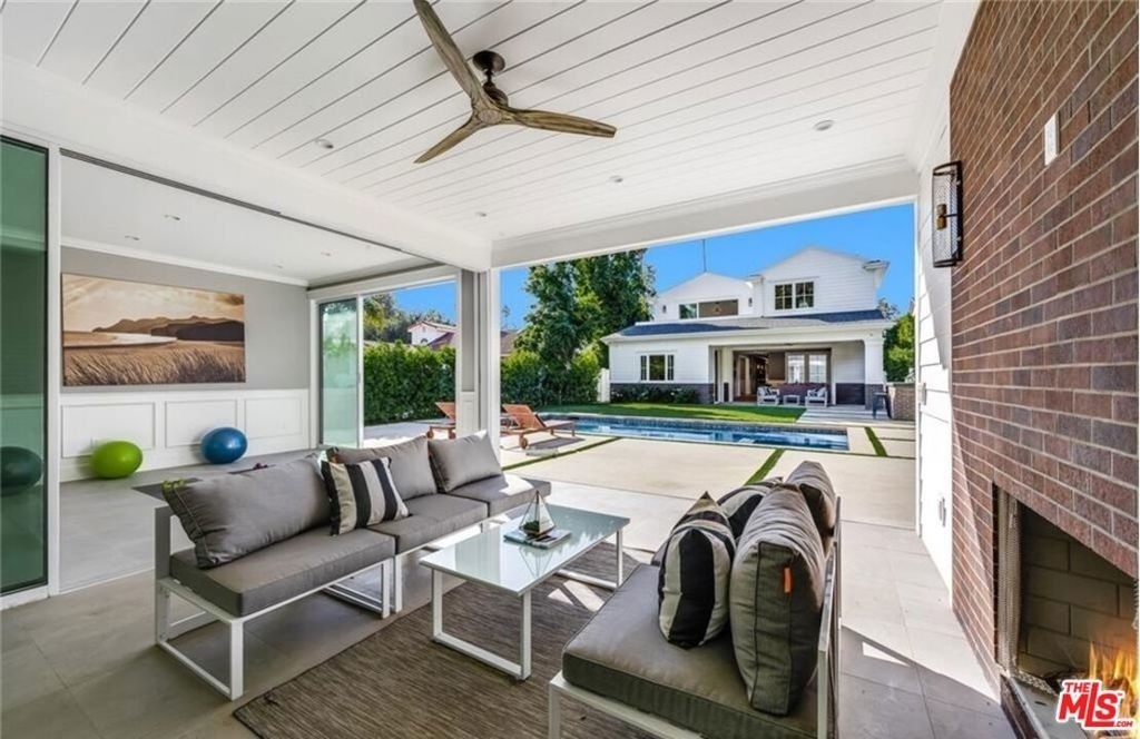 4710 Noeline Avenue - Photo 8