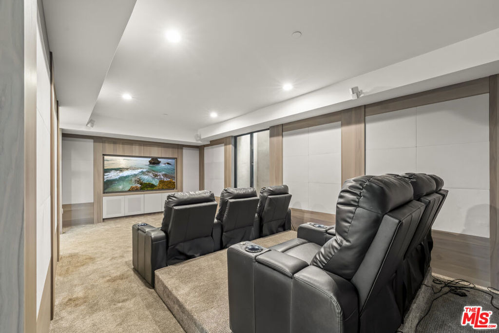 1847 Coldwater Canyon Drive - Photo 17