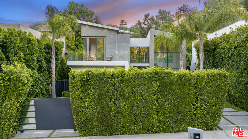 1847 Coldwater Canyon Drive - Photo 1