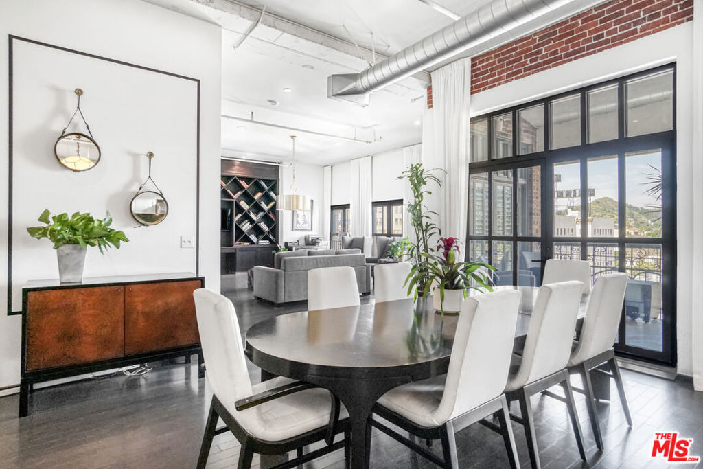 1645 Vine Street - Photo 13