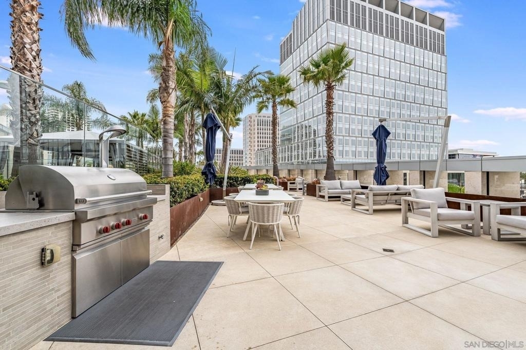 888 W E Street - Photo 46