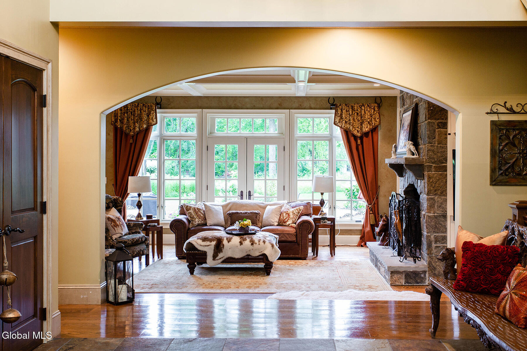 106 Greenfield Avenue - Photo 14