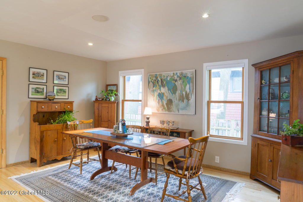 201 Lake Avenue - Photo 15