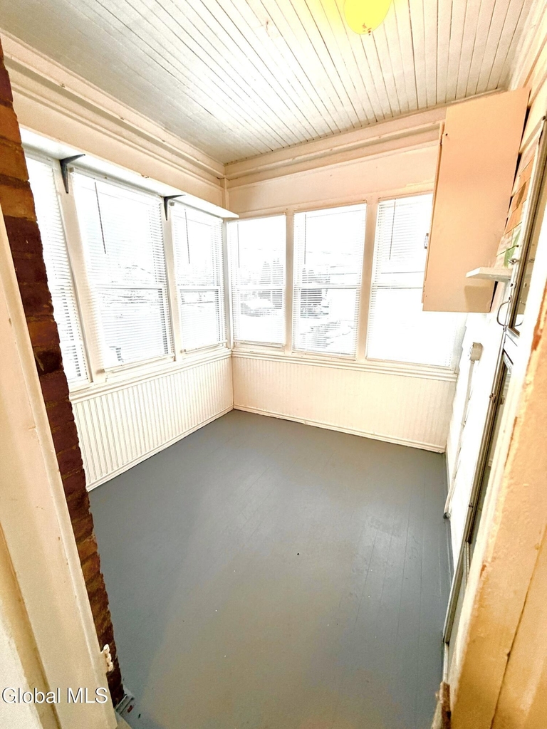 2224 Crescent Road - Photo 8