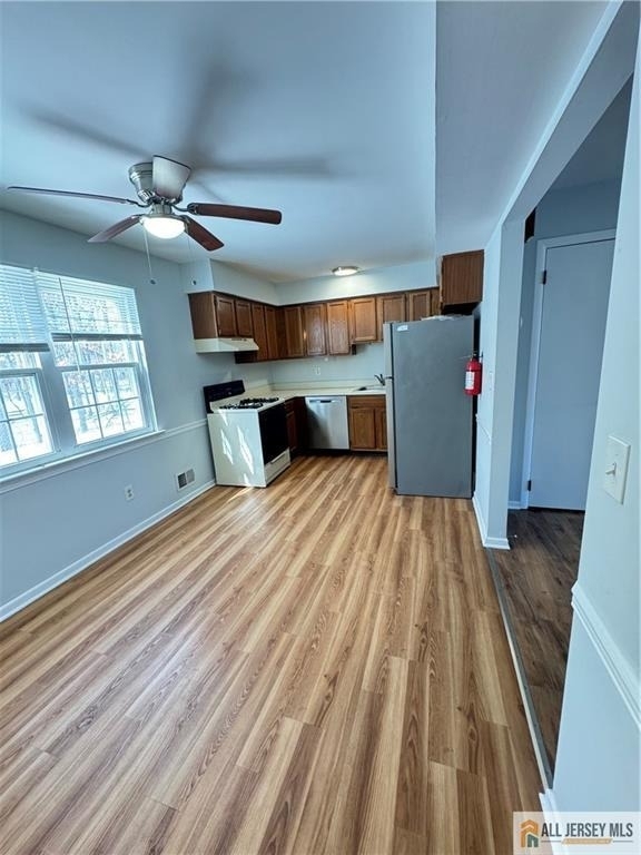 15 Hanover Square - Photo 4