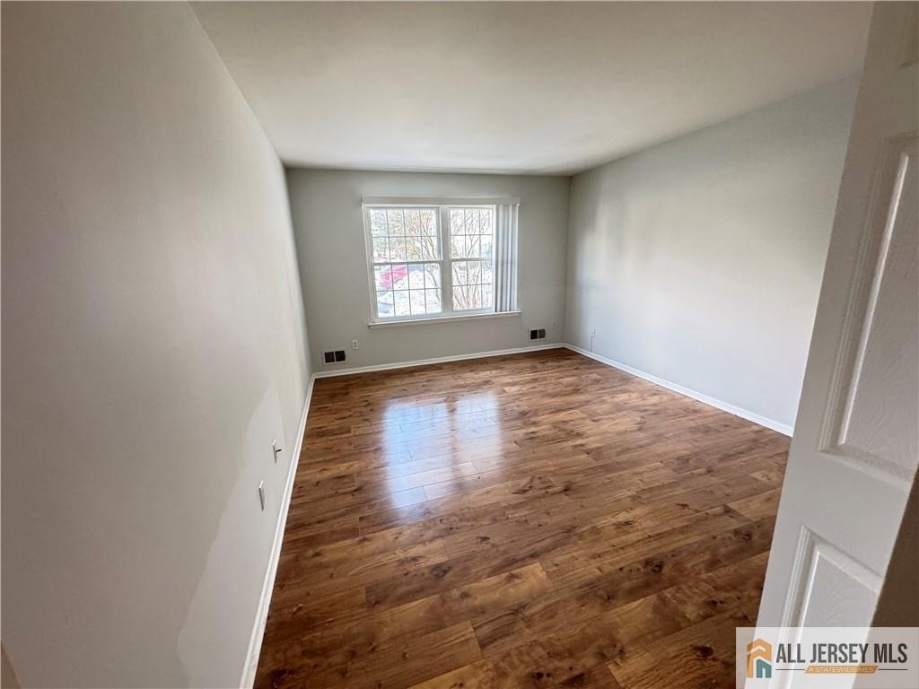 15 Hanover Square - Photo 8