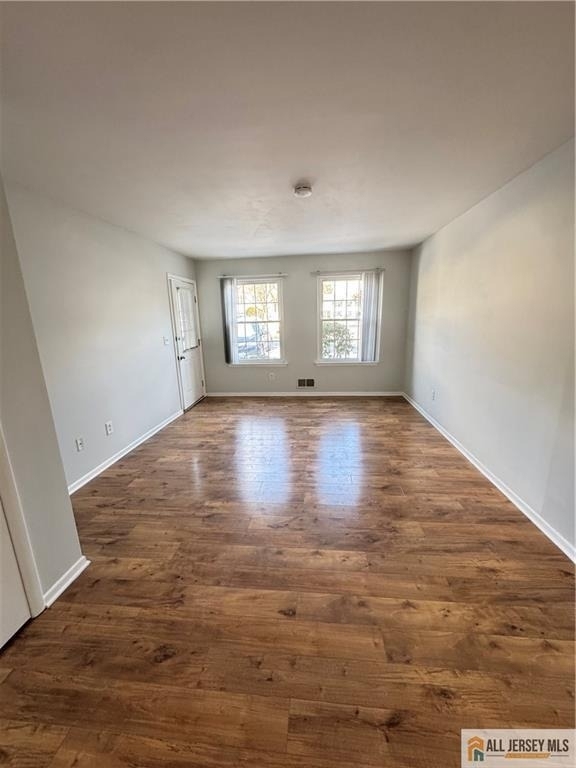 15 Hanover Square - Photo 2