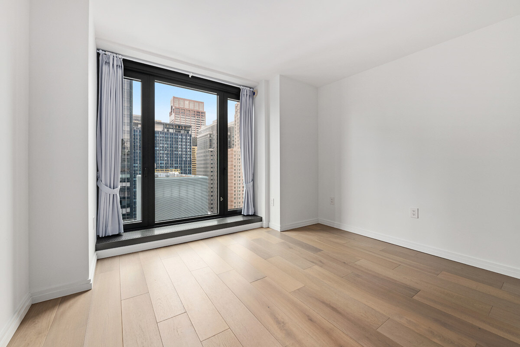 111 W 56th Street - Photo 4