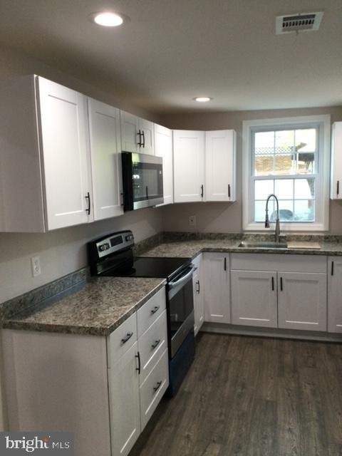 6438 Windham Avenue - Photo 7