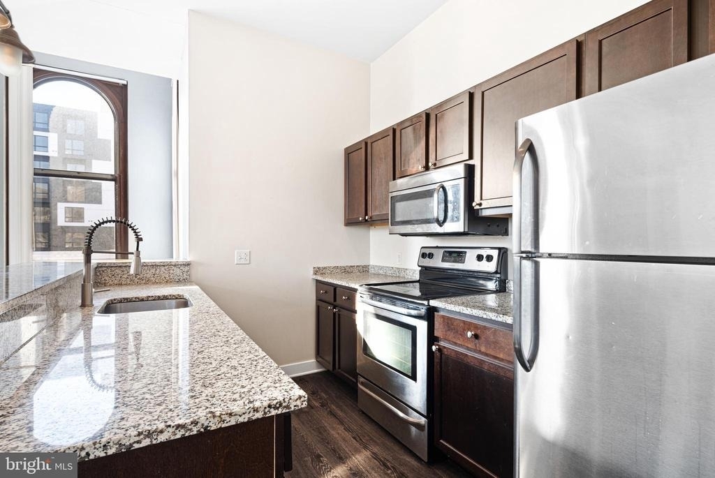 523 N Broad Street - Photo 16