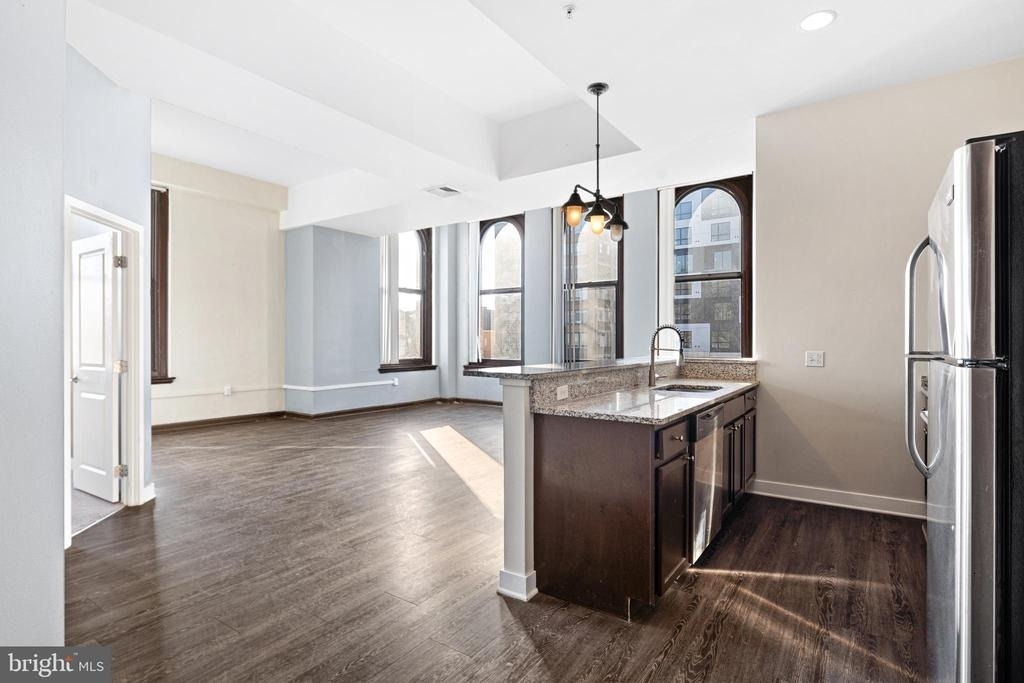 523 N Broad Street - Photo 17