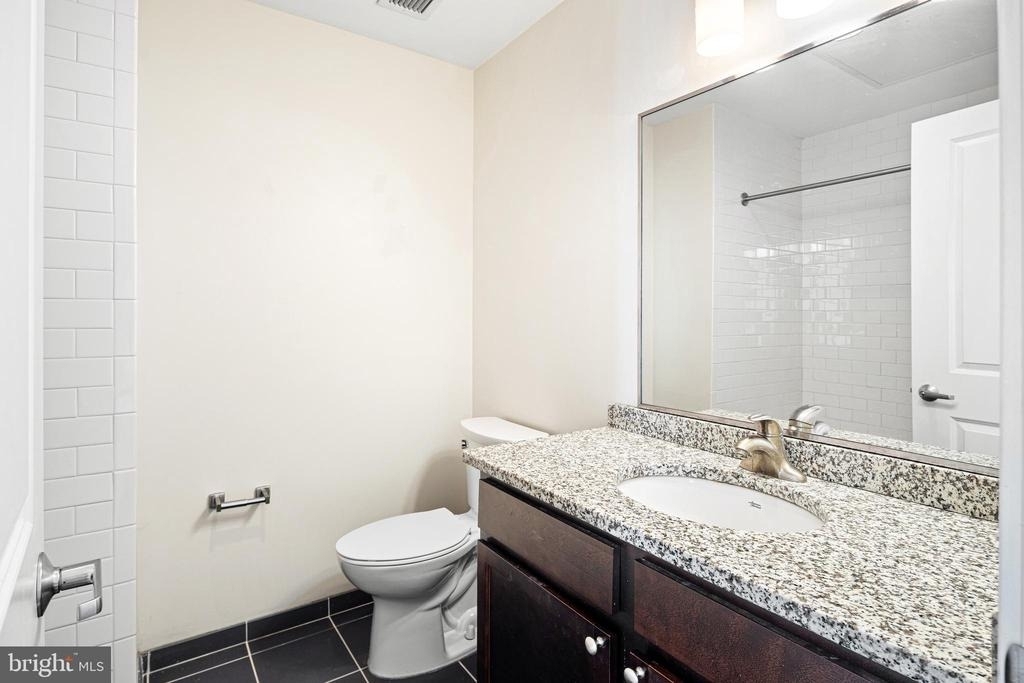 523 N Broad Street - Photo 4