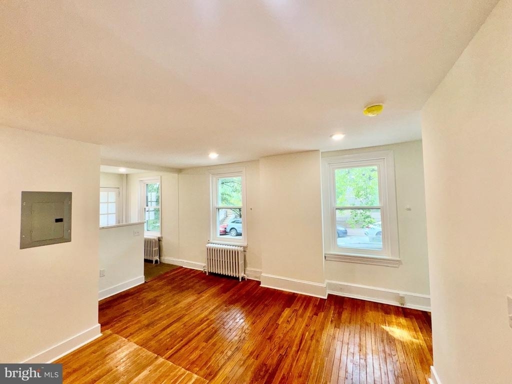 2148 Green Street - Photo 5