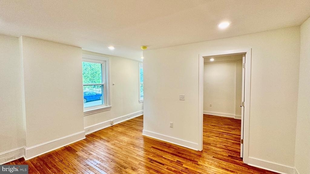 2148 Green Street - Photo 7