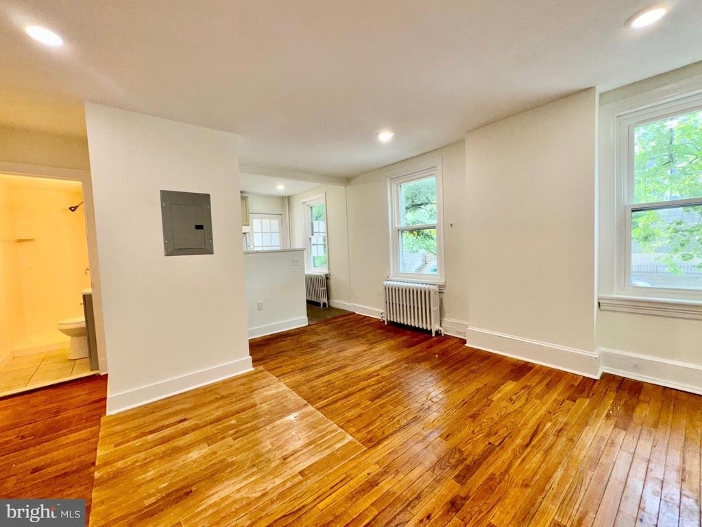 2148 Green Street - Photo 17