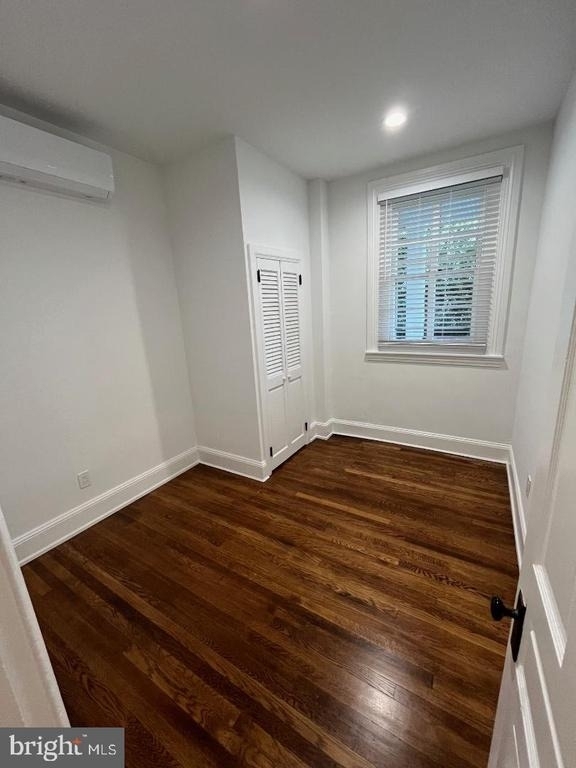 537 S Walnut Street - Photo 16