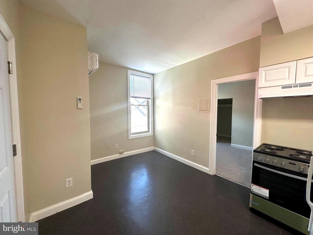64 W Antietam Street - Photo 3