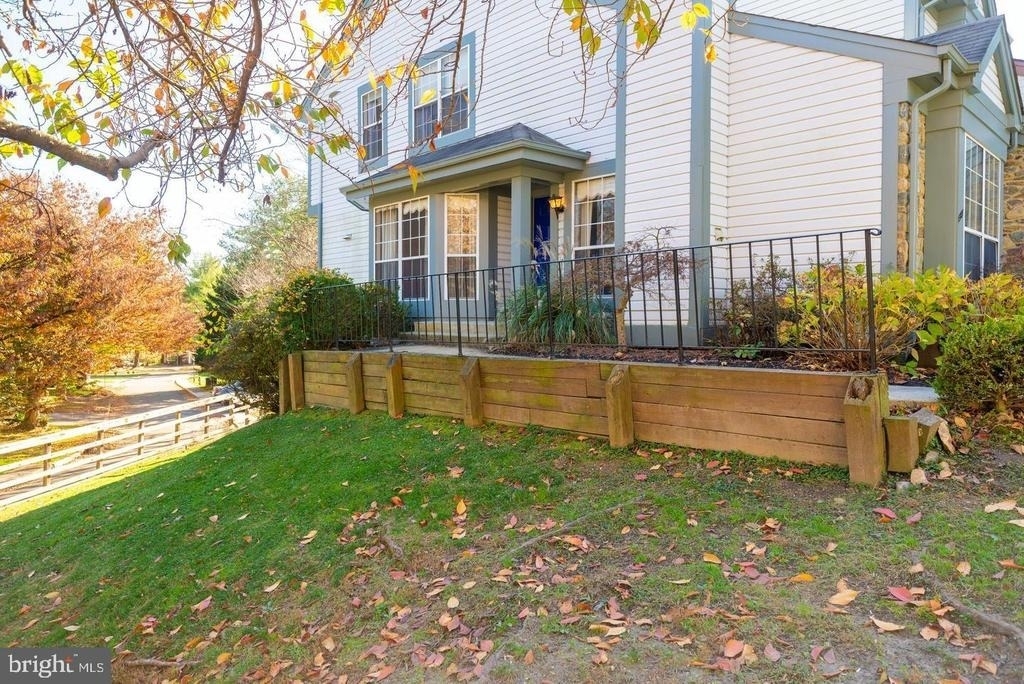 13107 Hugo Place - Photo 1