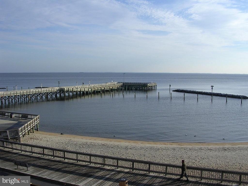 9000 Bay Avenue - Photo 3