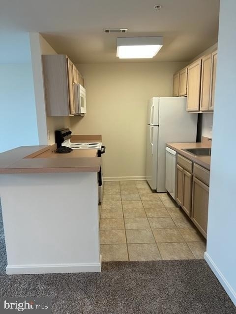 9000 Bay Avenue - Photo 7