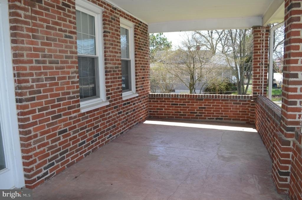 8925 Dayton Avenue - Photo 0