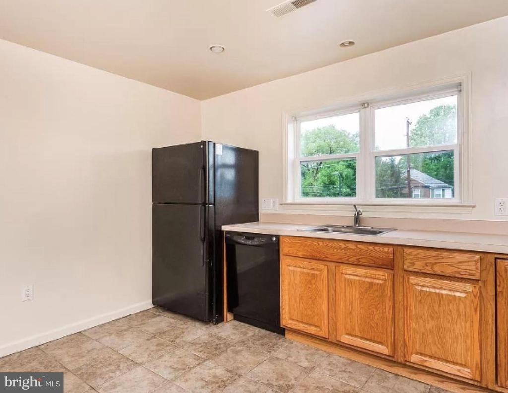 5235 Crowson Avenue - Photo 31