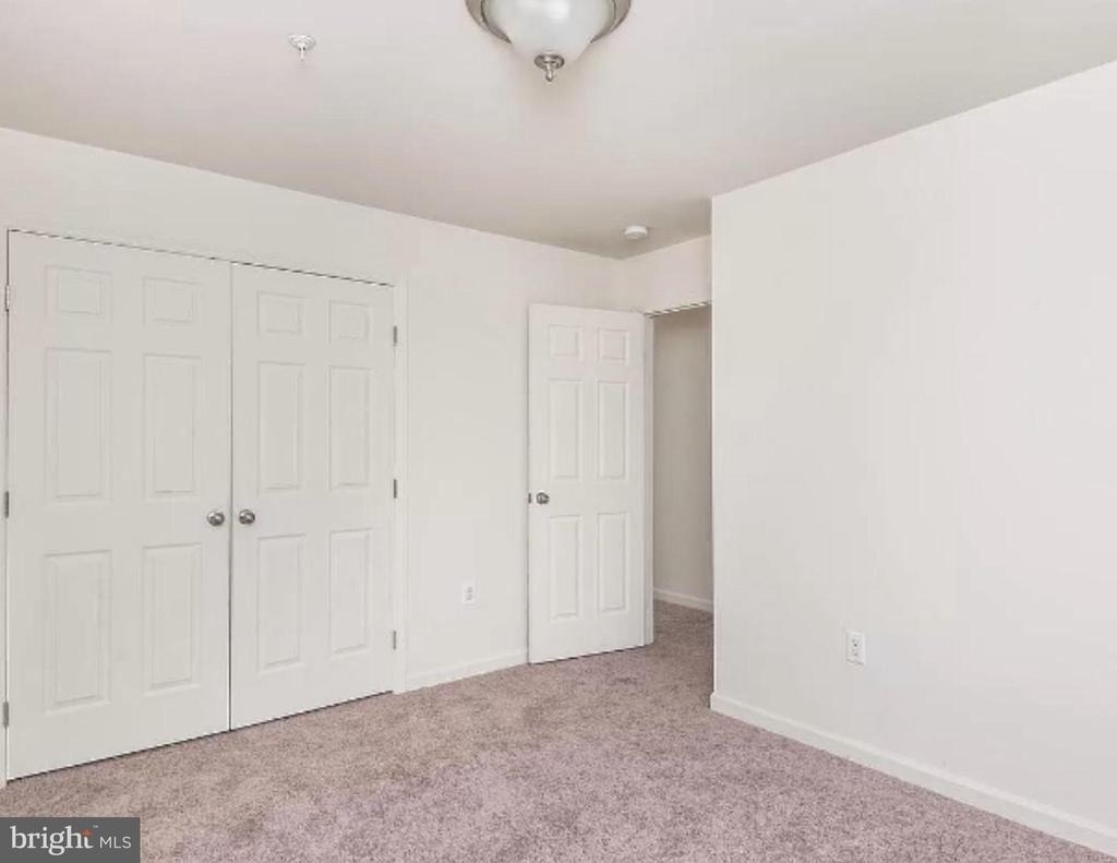 5235 Crowson Avenue - Photo 5