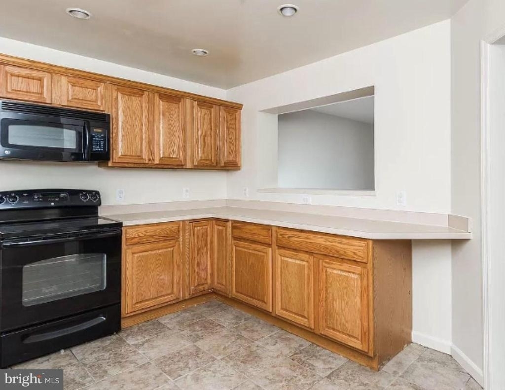 5235 Crowson Avenue - Photo 32