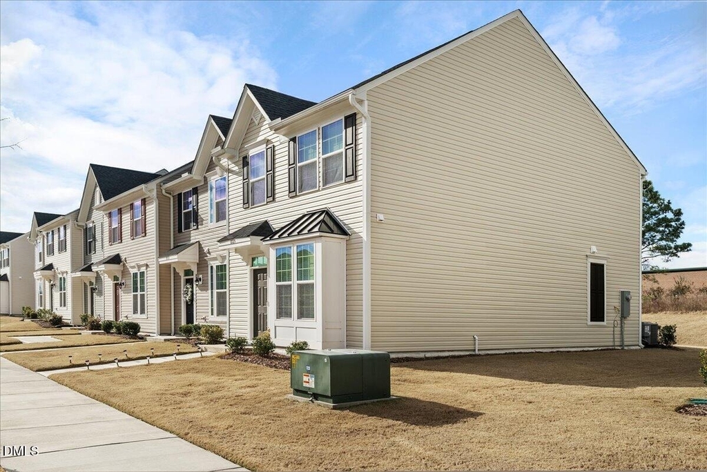 8725 Red Canyon Way - Photo 22