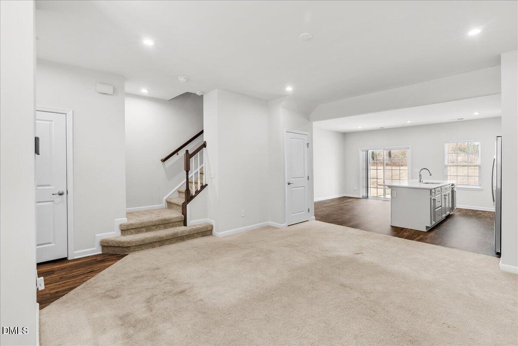8725 Red Canyon Way - Photo 11