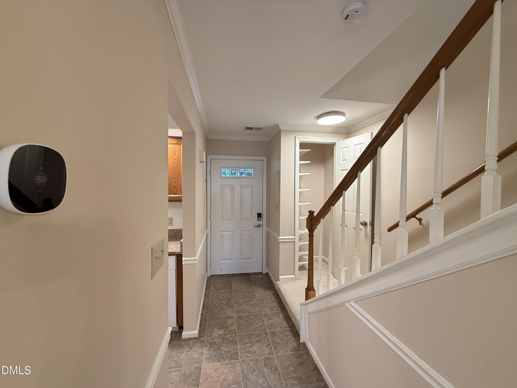 1456 Barton Place Drive - Photo 3