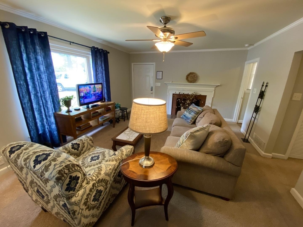 2801 Wade Avenue - Photo 1