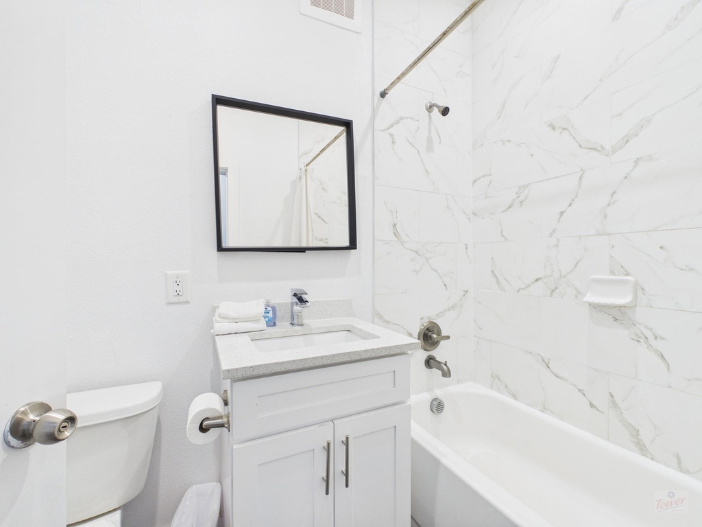 1010 W 26th St - Photo 12