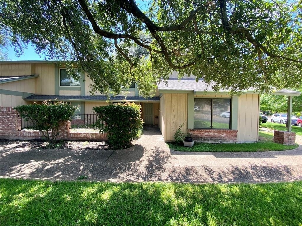 9535 Quail Village Ln - Photo 0