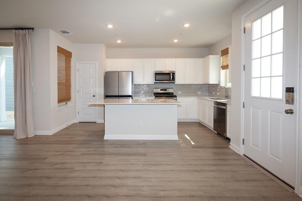 8301 Leroi Dr - Photo 5