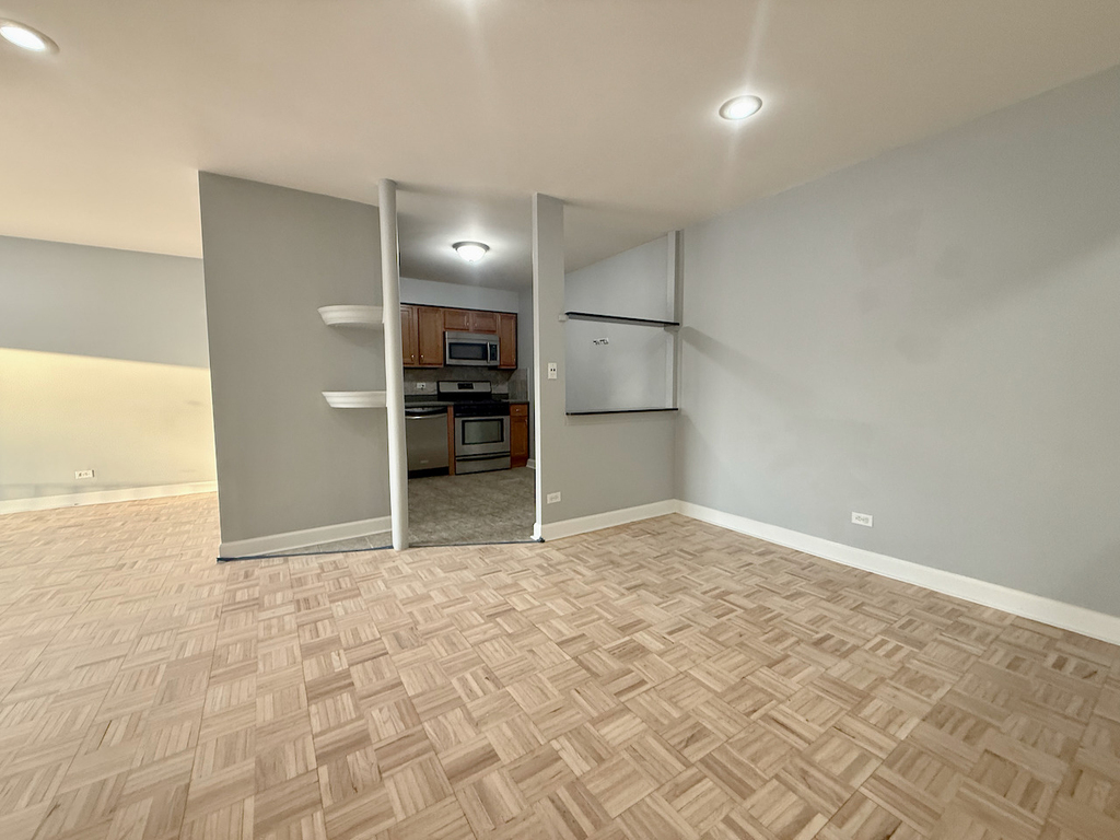 1550 Sandpebble Drive - Photo 2