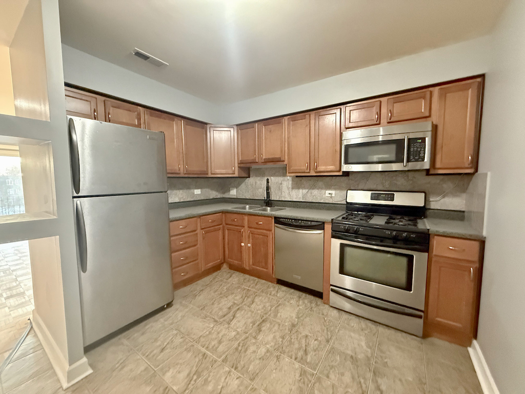 1550 Sandpebble Drive - Photo 6