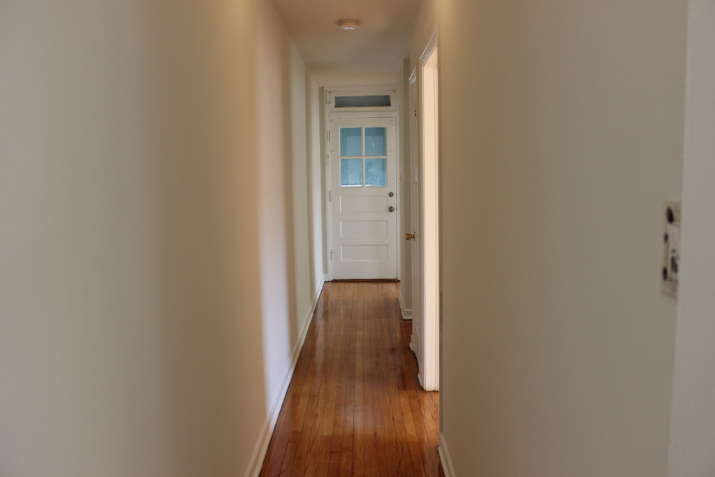 9119 La Crosse Avenue - Photo 3