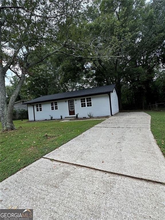 1729 W Austin Road - Photo 0
