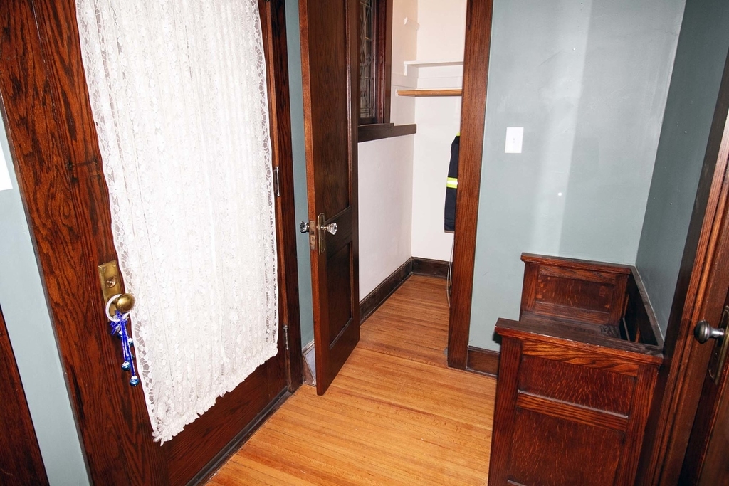 510 N Raynor Avenue - Photo 6