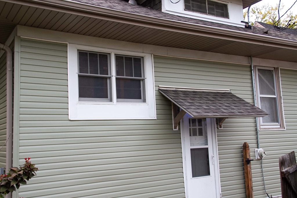 510 N Raynor Avenue - Photo 3