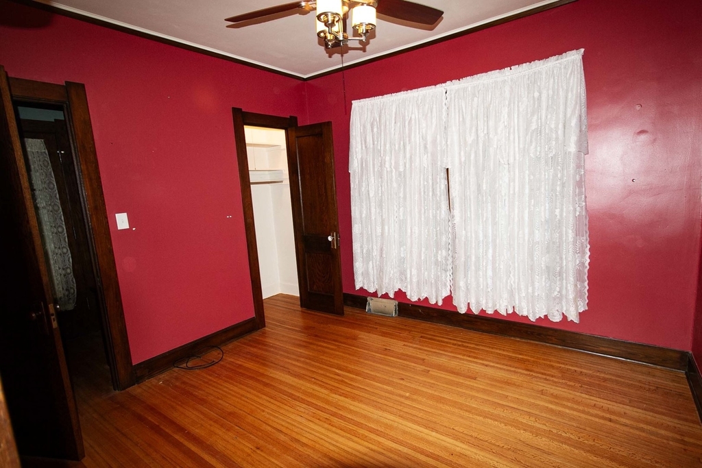 510 N Raynor Avenue - Photo 11