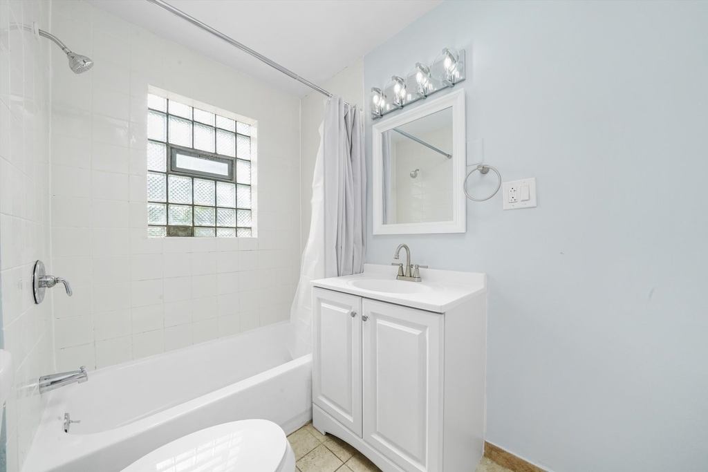 420 Prospect Boulevard - Photo 3